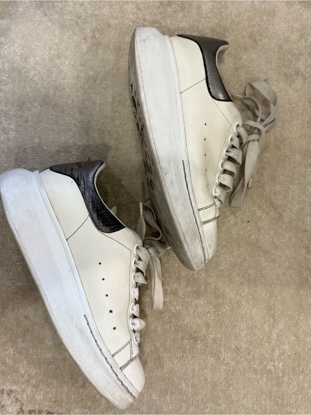 Alexander McQueen White Larry Leather Sneakers with Metallic Silver Heel Tab